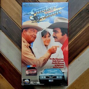 Smokey & the Bandit (VHS 1996) Burt Reynolds, Jackie Gleason / New & Sealed